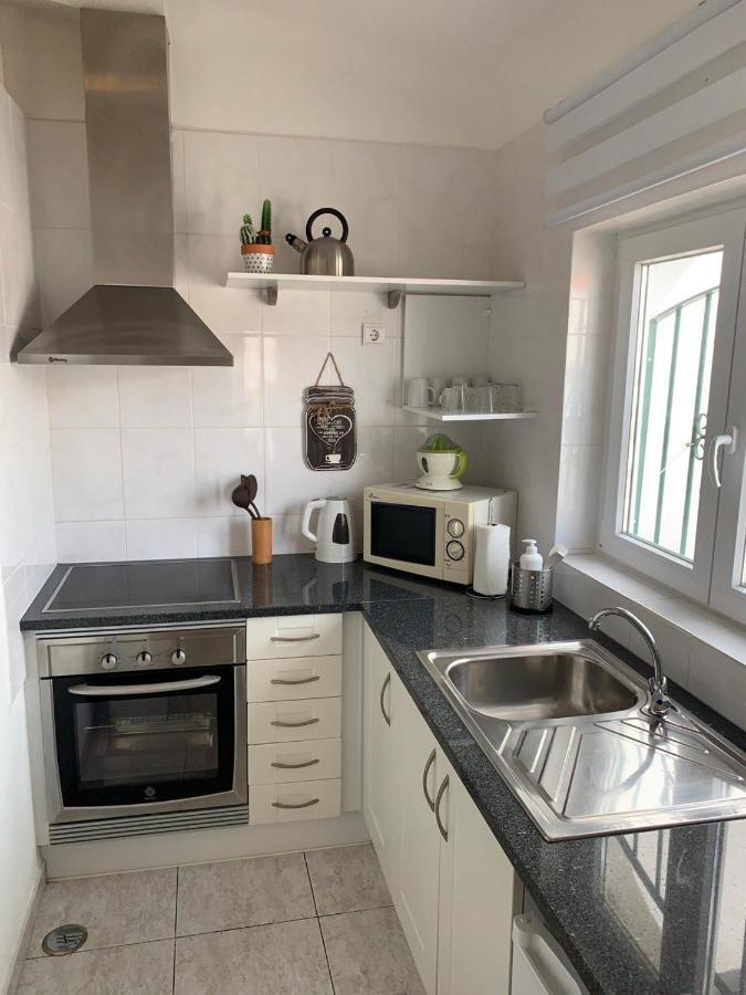 A Casinha - Pateo Aldeia Apartment อัลบูเฟรา ภายนอก รูปภาพ