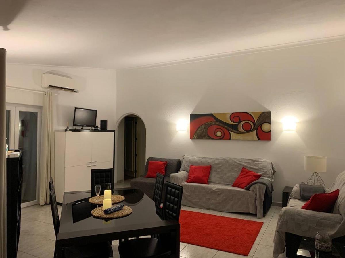A Casinha - Pateo Aldeia Apartment อัลบูเฟรา ภายนอก รูปภาพ